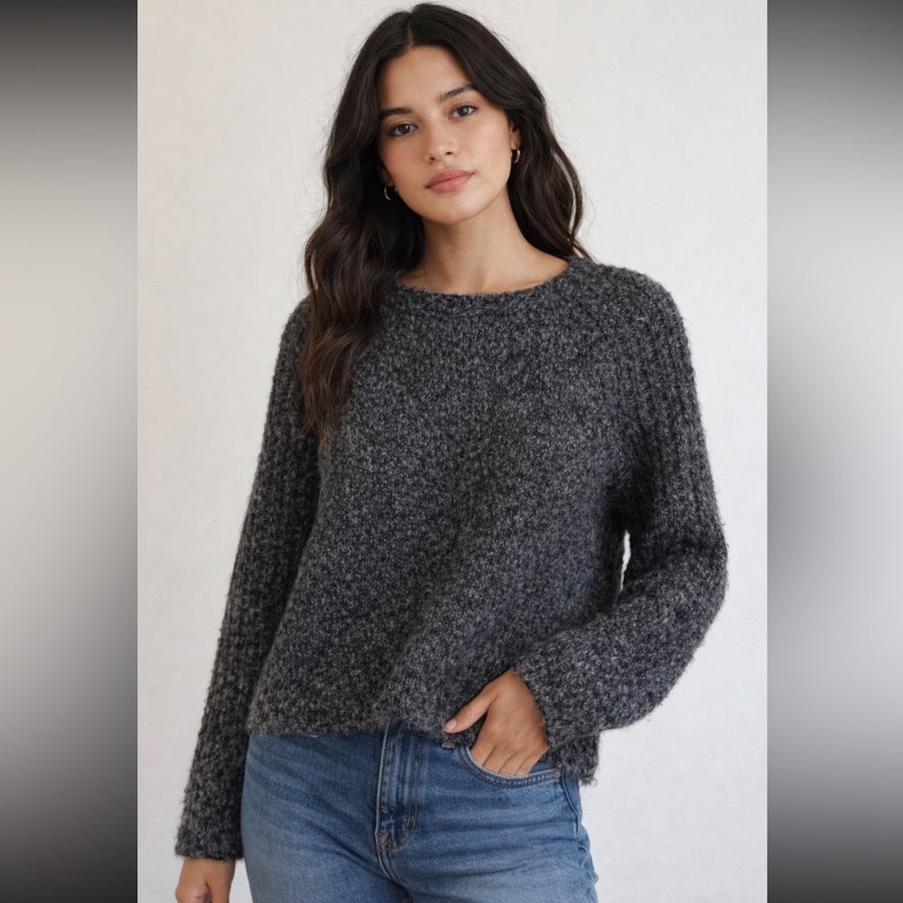IVY Charcoal Gray Knit Sweater Soft Long Sleeve Pullover - Size L